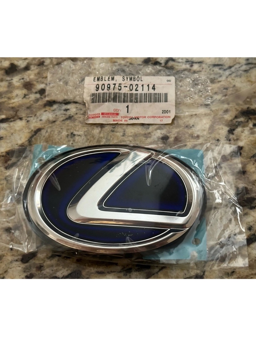 NEW LEXUS Emblem 90975-02114